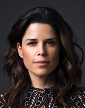  Neve Campbell