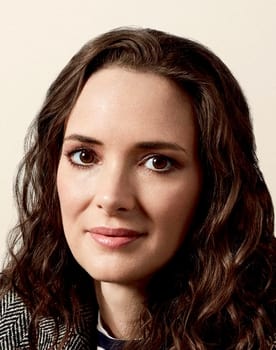  Winona Ryder