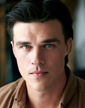  Finn Wittrock